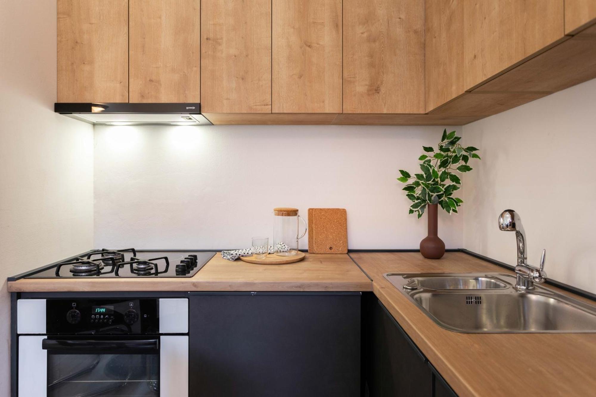 Design And Modern Apartments In Heart Of Zagreb Extérieur photo