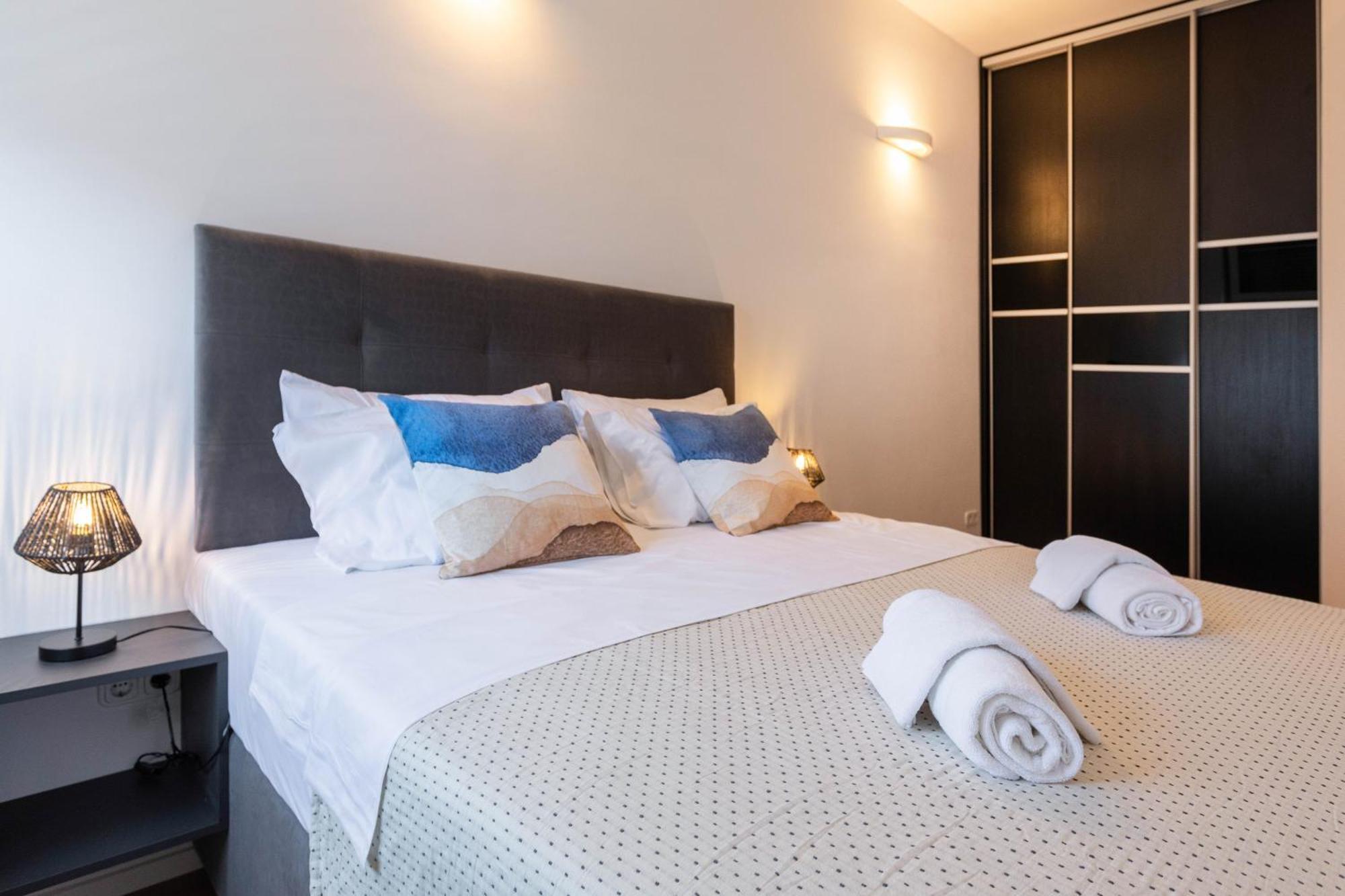 Design And Modern Apartments In Heart Of Zagreb Extérieur photo